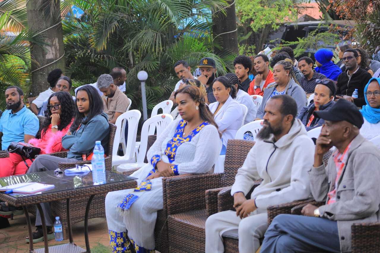 Wide view of the Damera community consultation gathering